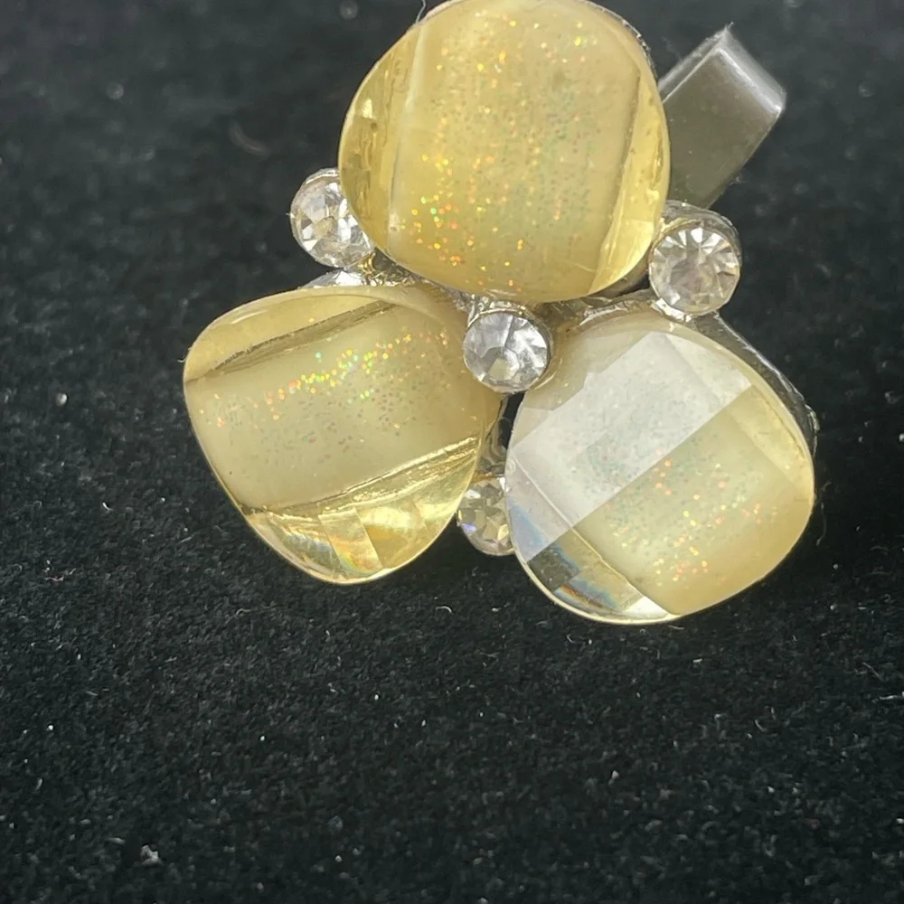 Elegant Yellow and Silver resin moonstone Ring